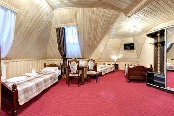 Четырехместный номер в Отеле Villa Victoria